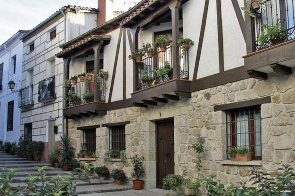 Casa Rural En Candeleda Con Piscina Y Un Maravilloso Jardin Eksteriør bilde