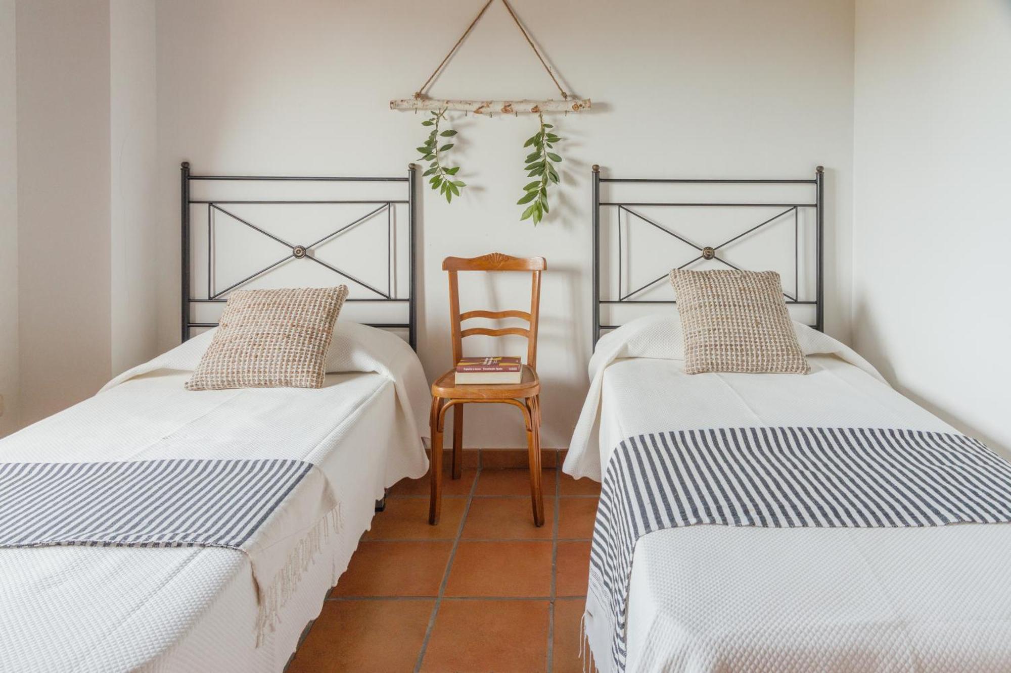Casa Rural En Candeleda Con Piscina Y Un Maravilloso Jardin Eksteriør bilde
