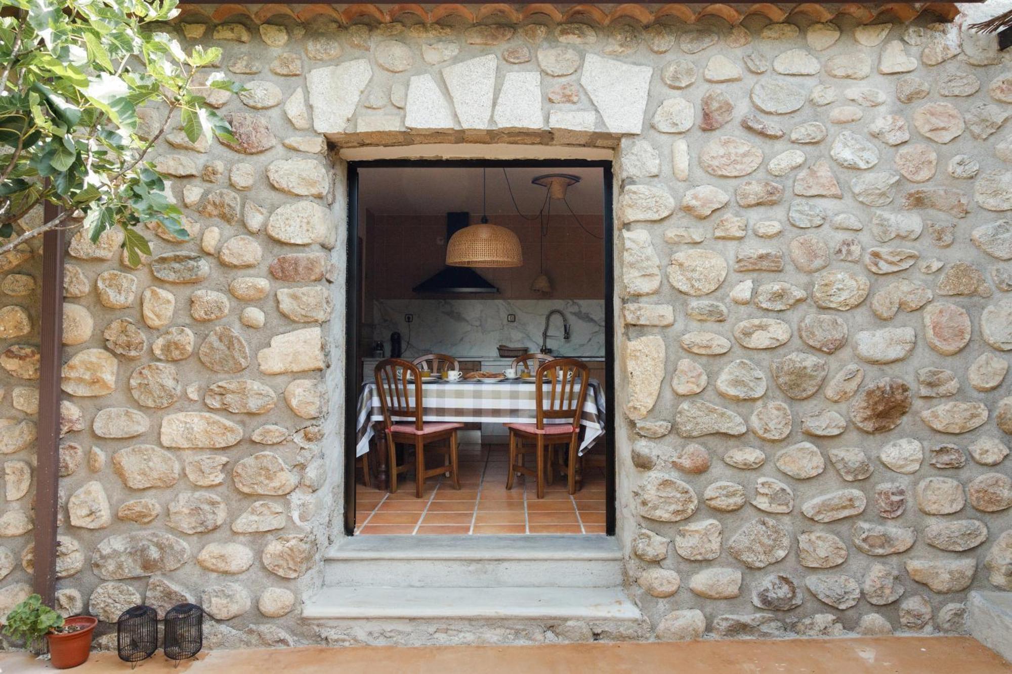 Casa Rural En Candeleda Con Piscina Y Un Maravilloso Jardin Eksteriør bilde